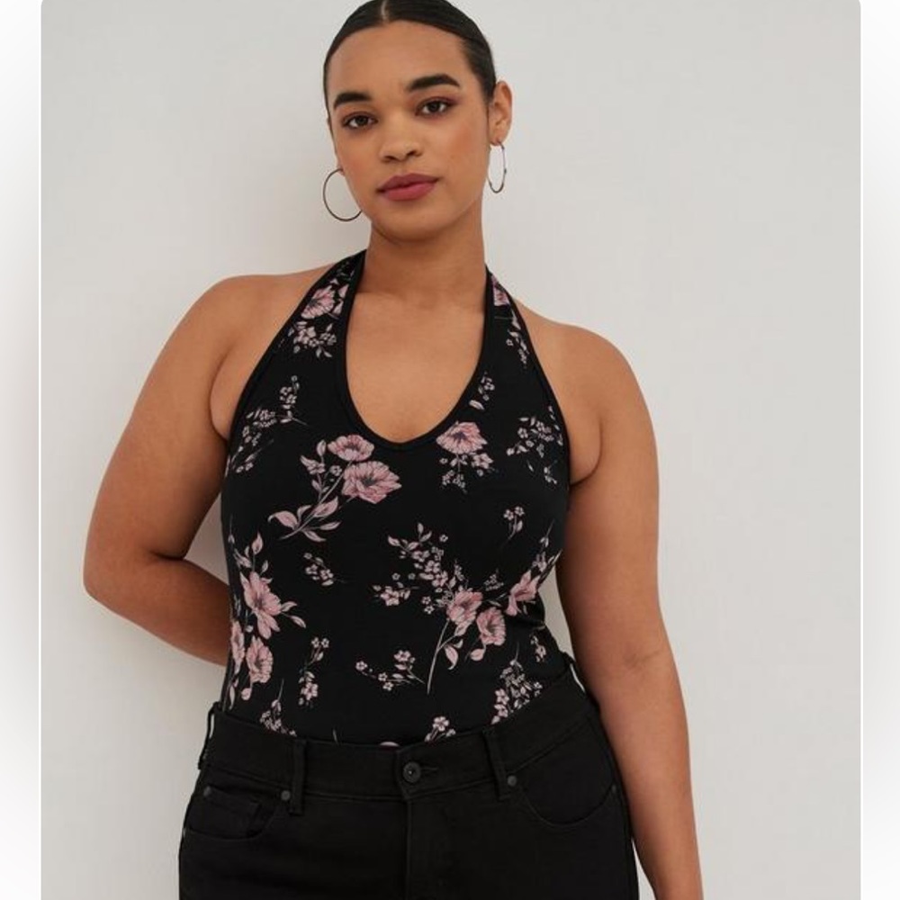 Torrid - Size 2 - Picture 3 of 11